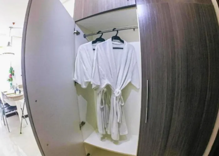 Free Pool N Free Sauna Access Oceanview Balcony In The Heart Of Manila, Front Of Robinsons Mall, Walking Distance To Us Embassy Limited Slots X Secure Your Limited Offer Month *